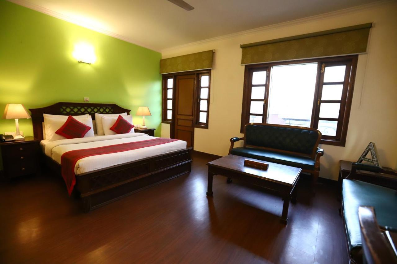 Hotel Ambica Palace Aiims New Delhi - Couple Friendly Local Id Accepted Zewnętrze zdjęcie