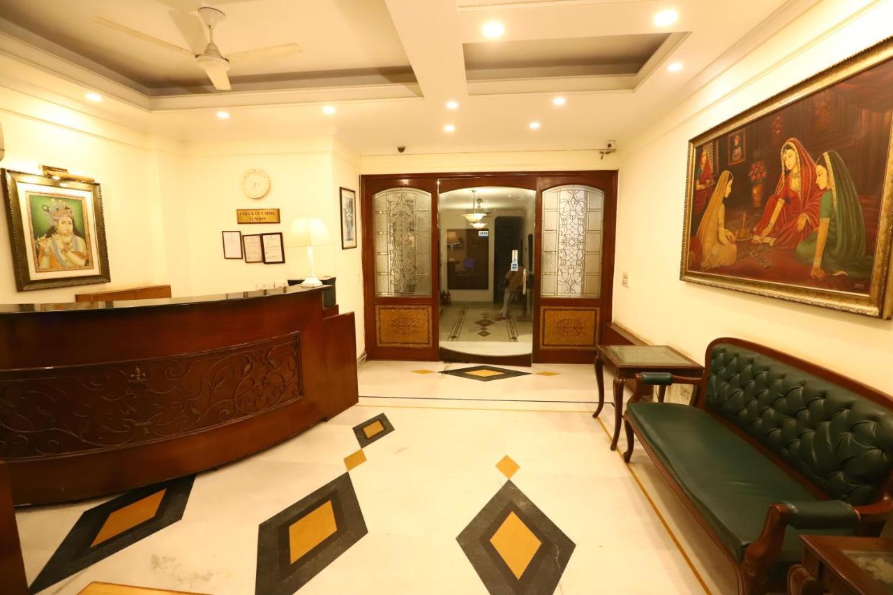 Hotel Ambica Palace Aiims New Delhi - Couple Friendly Local Id Accepted Zewnętrze zdjęcie
